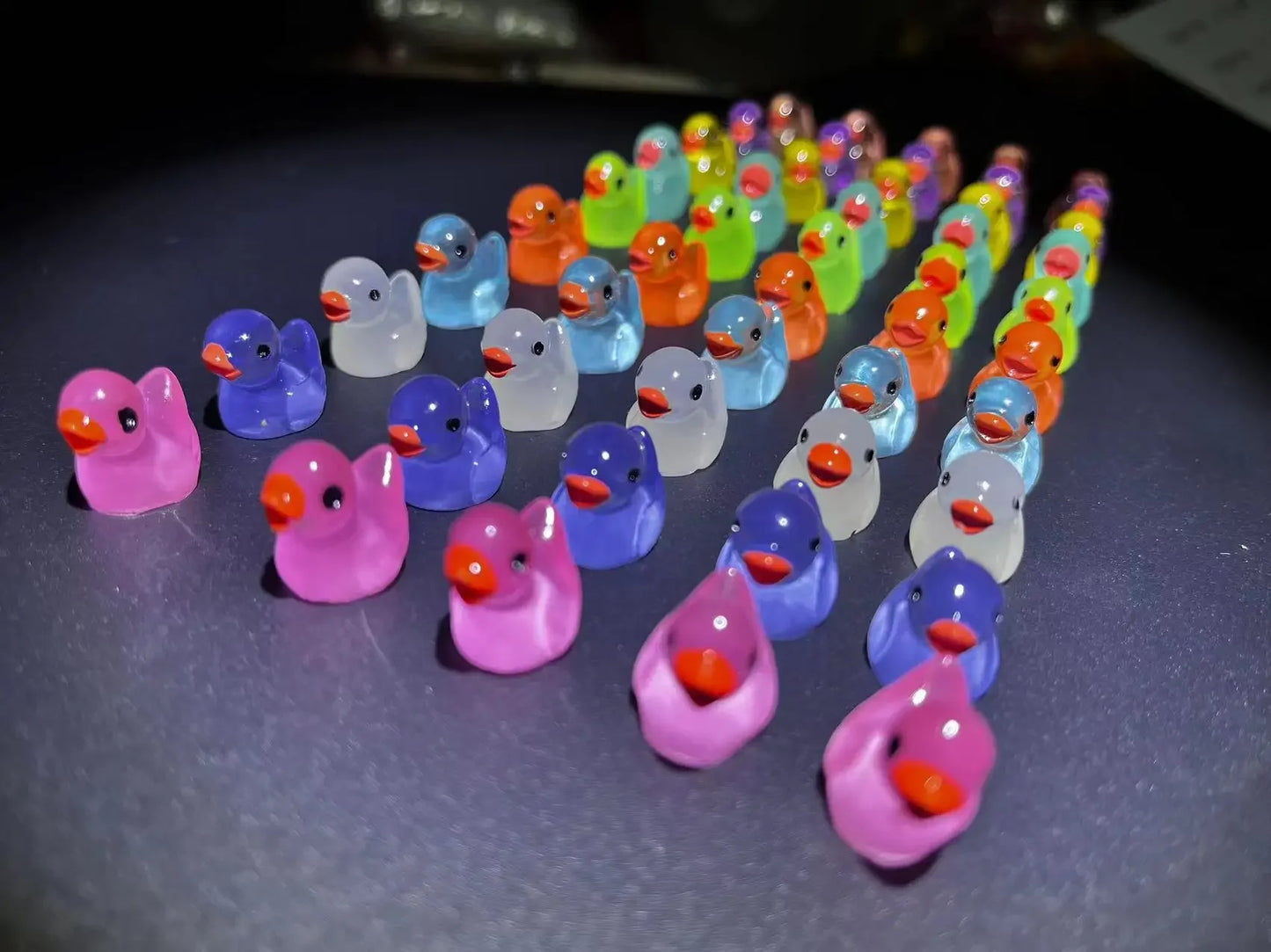 50PCS Luminous Mini Ducks Moss Microlandscape Miniature Duck Figurines Fairy Garden Accessories Home Decor Glow in The Dark